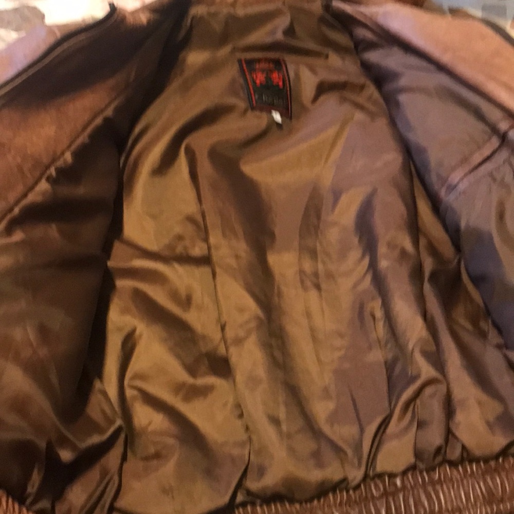 ✅ Brown leather jacket - Picture 4 of 8